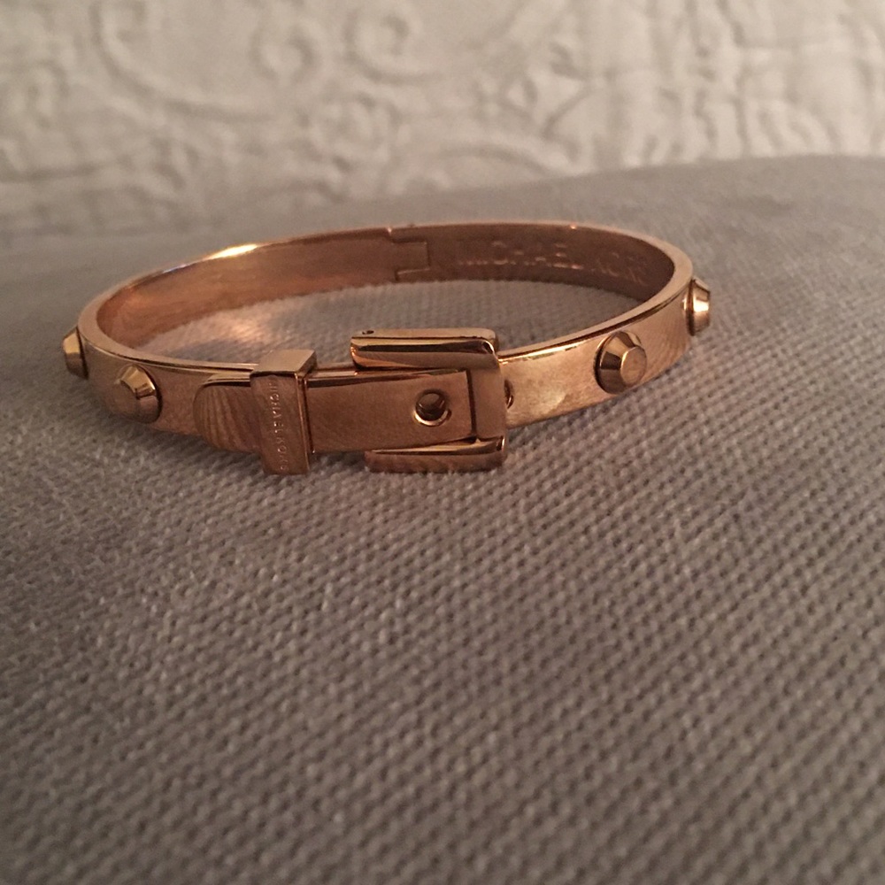 Michael Kors bracelet rose gold